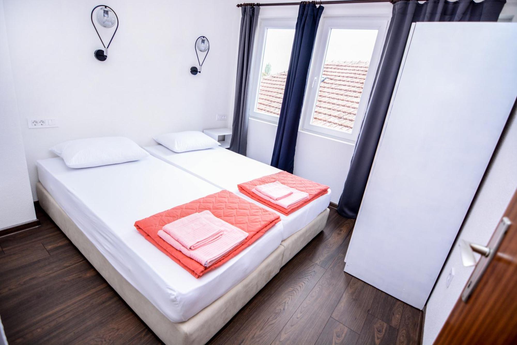 B&B Apartments Ohrid Exterior photo